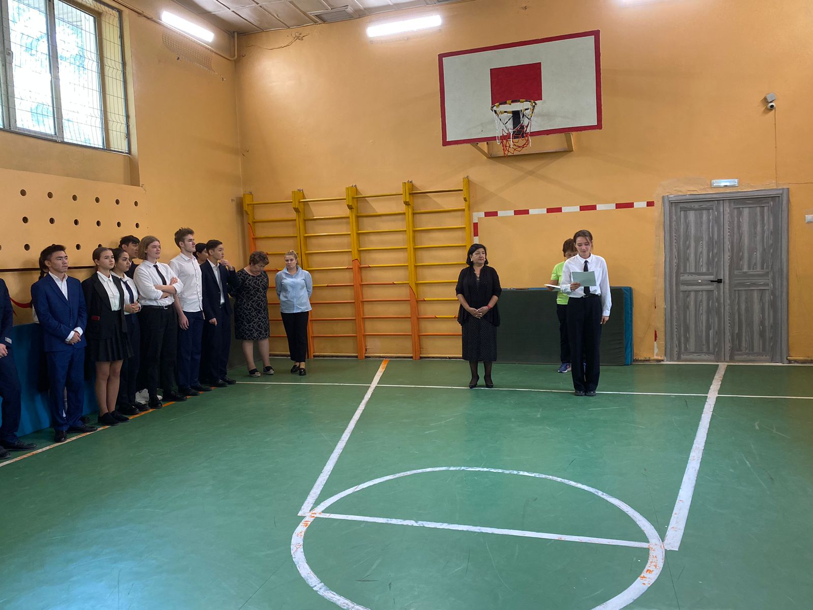 Апталық лездеме #есепберу 9 " А " сыныбы  / Еженедельная линейка  #отчетодежурстве  9 «А» класс