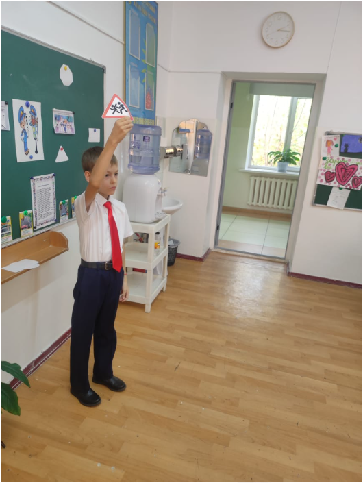 «Правила дорожного движения, поведение с незнакомыми людьми»/«Жол ережесі, бейтаныс адамдармен қарым-қатынас»