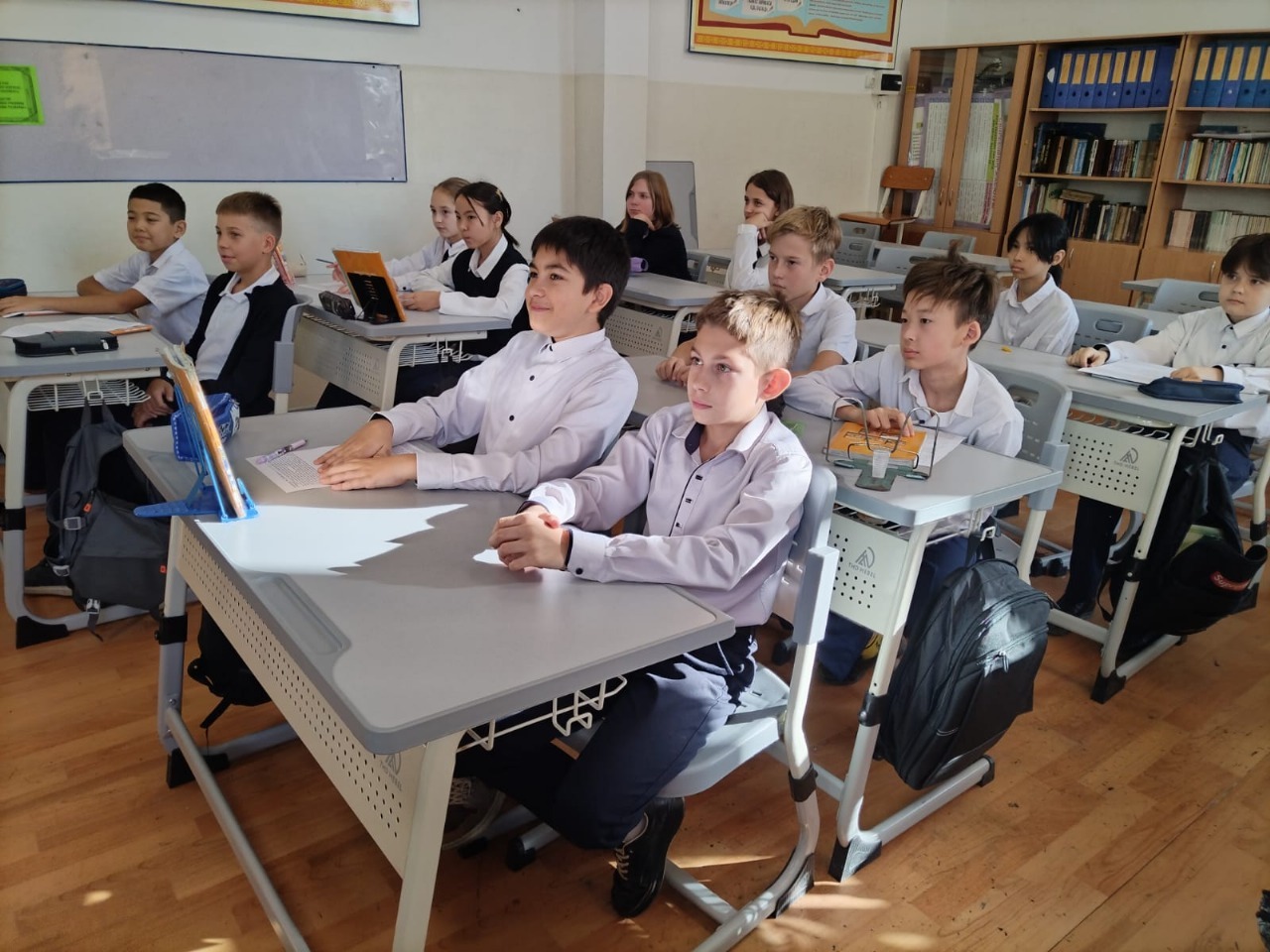 Сынып сағаты / Классный час