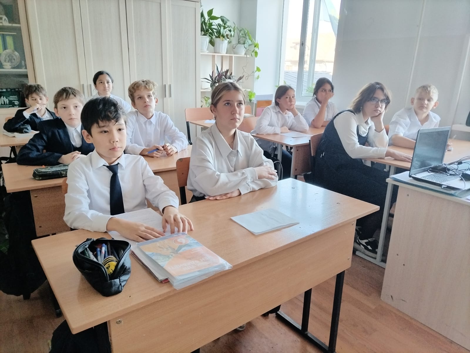 Классные часы по реализации программы «Адал Азамат»