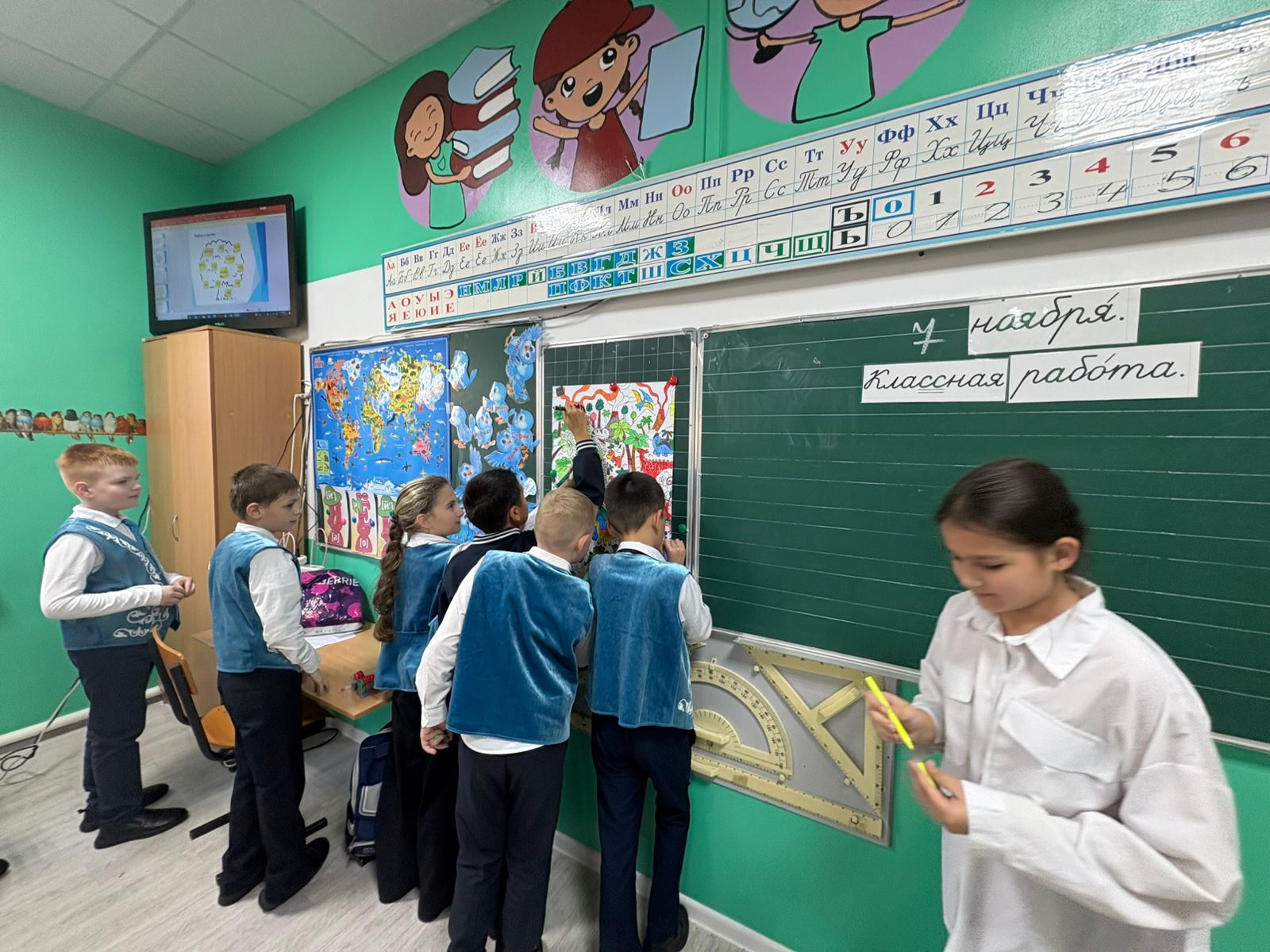 Көңілді үзіліс / Веселая перемена