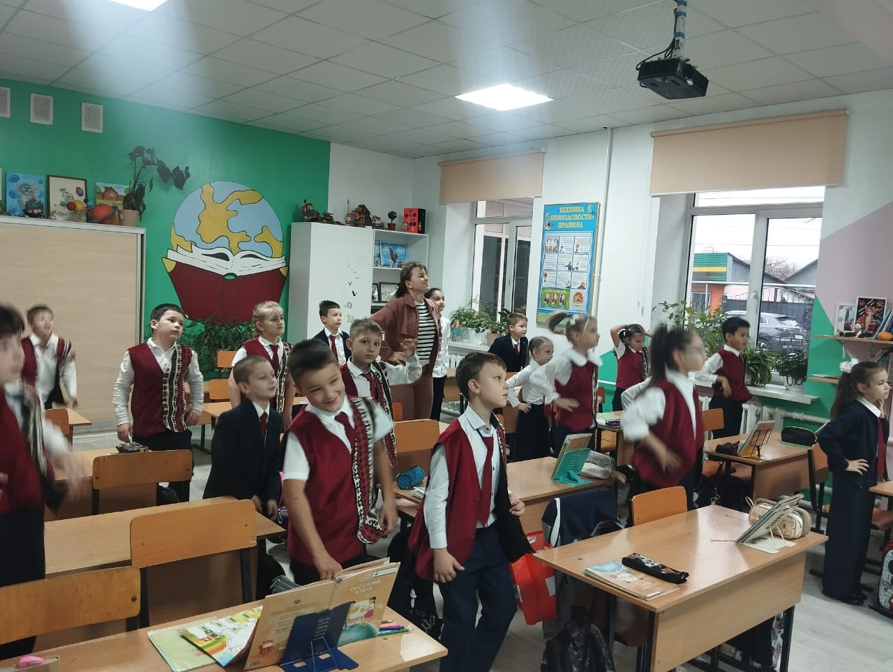 Дене жаттығуы - апта сайын!/Физическая зарядка — каждую неделю!