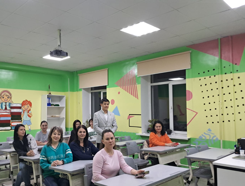 Ата-аналар жиналысы / Родительское собрание