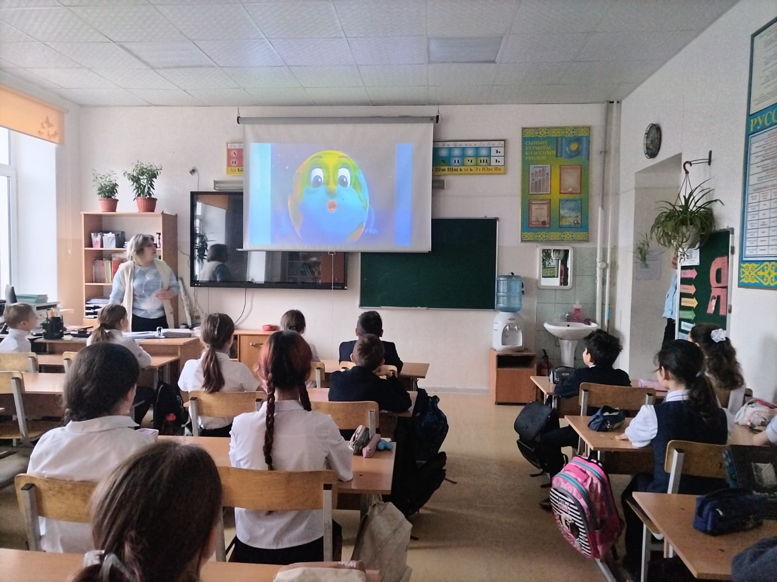 «АДАЛ АЗАМАТ» тақырыбындағы сынып сағаты/Классный час на тему «АДАЛ АЗАМАТ»