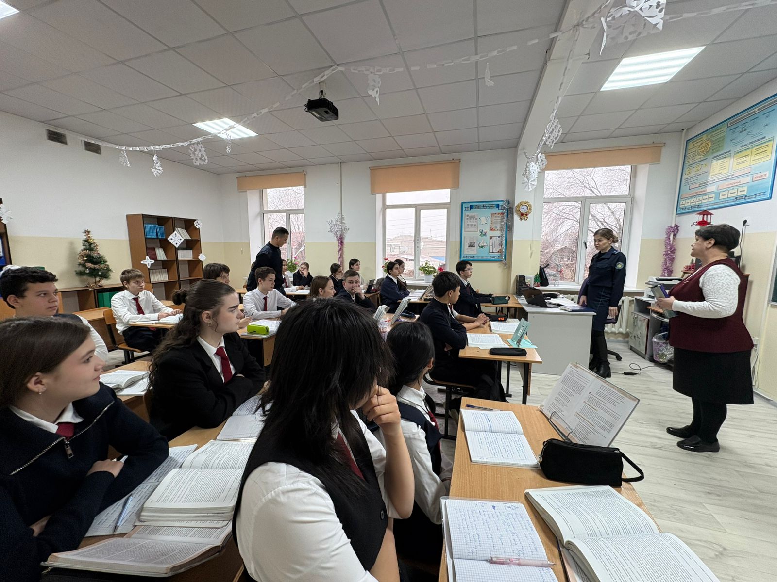 Профилактикалық әңгіме жүргізу / Профилактическая беседа