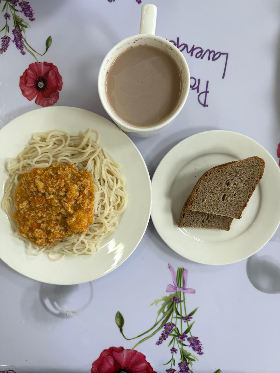 Меню: Болоньезе пастасы.Паста Болоньезе