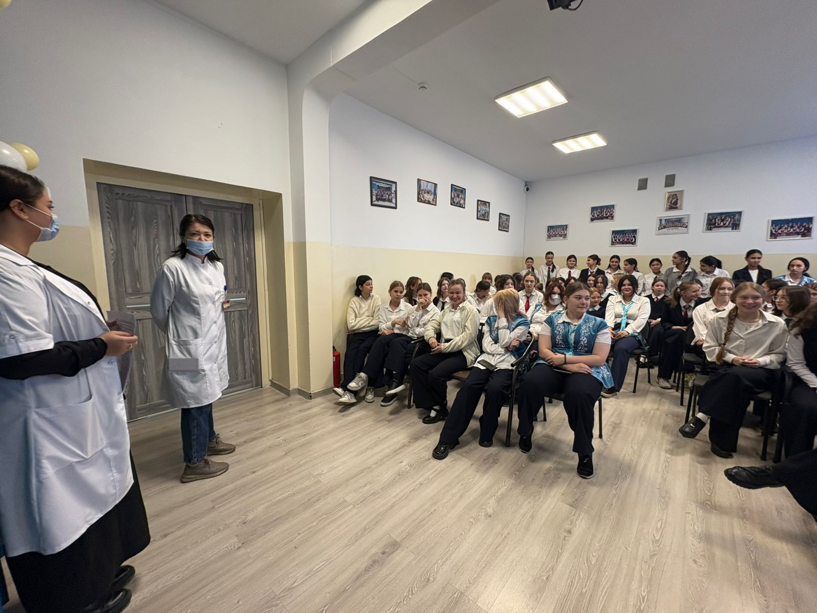«Жеке гигиена және жыныстық жетілу кезеңі» тақырыбында түсіндірме әңгіме өткізілді/Беседа с девочками на тему «Личная гигиена и период полового созревания».