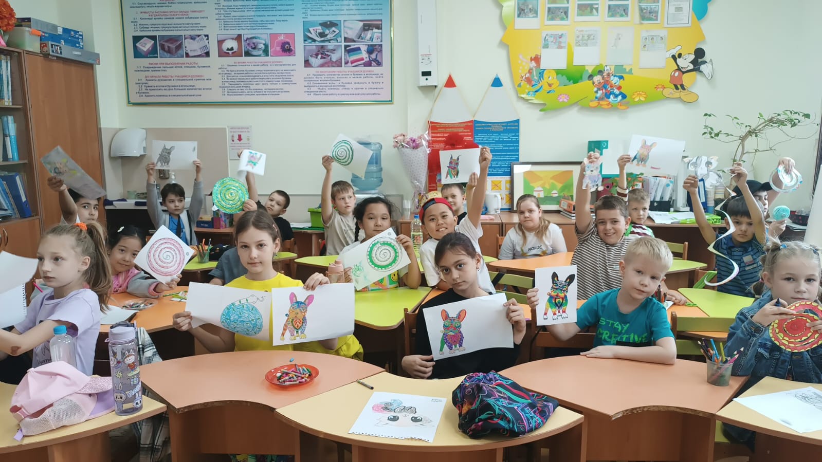 №7 Оқушылар үйіне саяхат/Поездка в Дом школьников № 7
